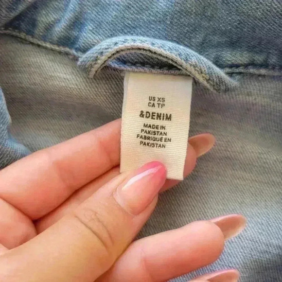H&M Denim jean jacket size xs - Picture 3 of 5